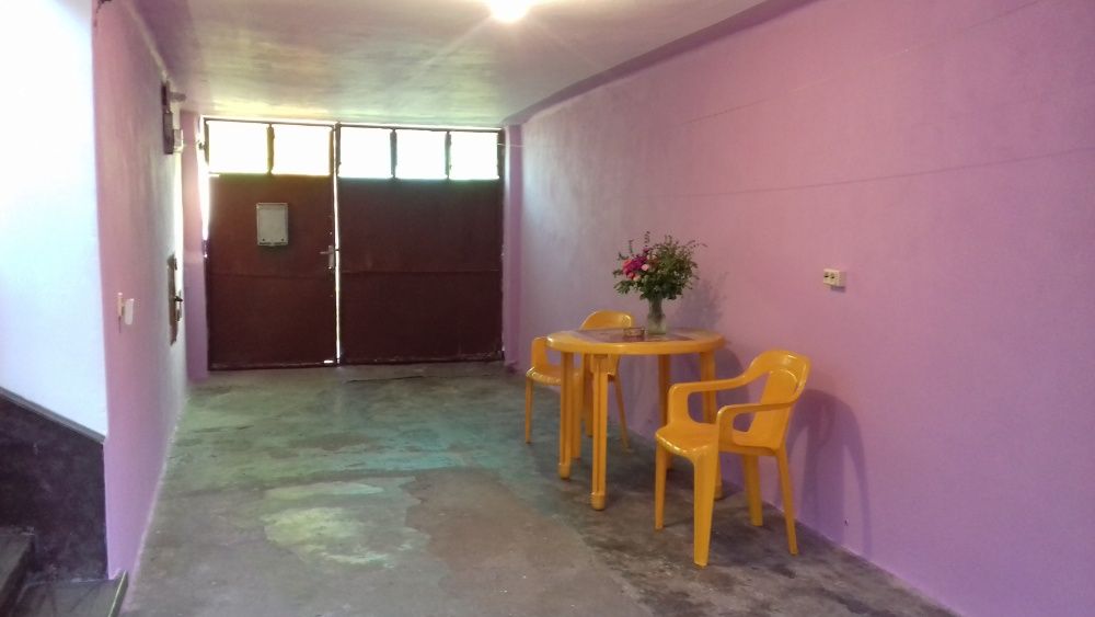 Vand/Schimb Casa in Arad-Micalaca-Radnei, cu Ap. 2 camere