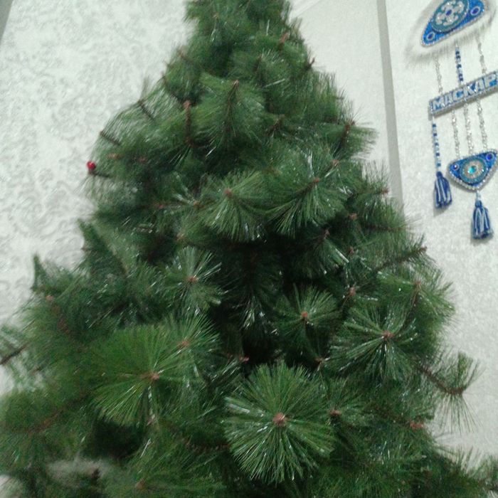 Ёлка пышная большая