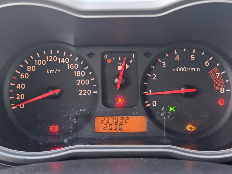 Nissan note 1.4 2008 газ/бензин
