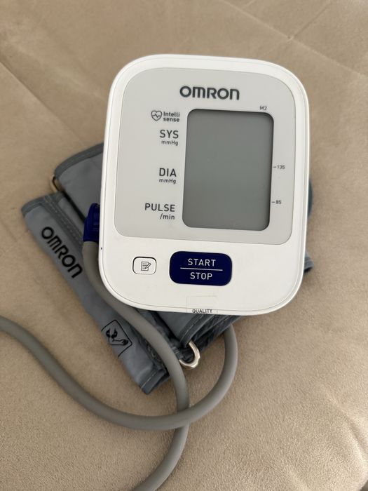 Tensiometru M2 Essential Omron validat clinic