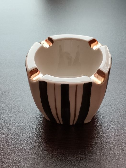 Ретро пепелник от 60те