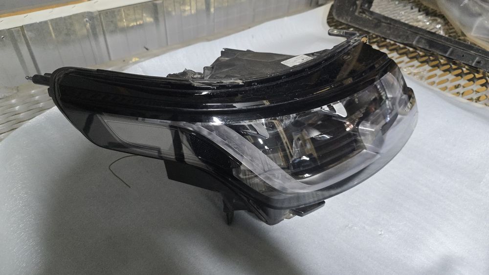 Фары Range Rover