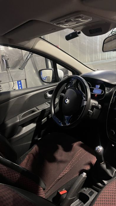 RENAULT Clio 2015 — imagine 5