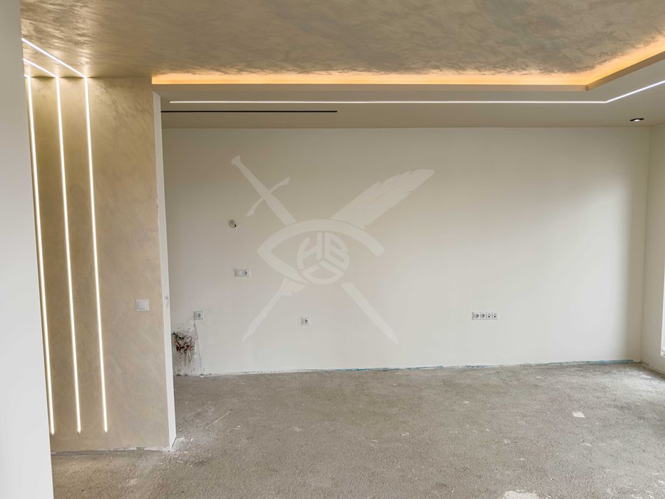 Продава се Тристаен апартамент в Пловдив, Христо Смирненски - 200 кв.м за 735 €/кв.м - Снимка #8