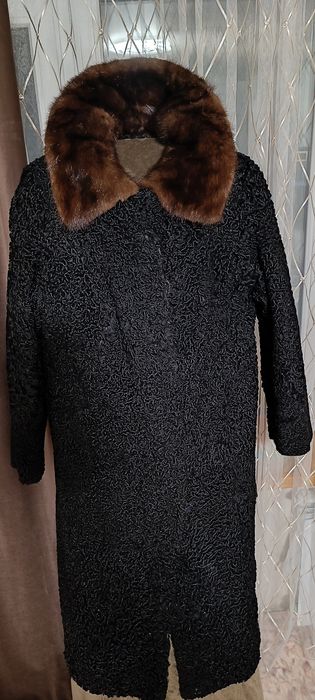 Женская верхняя одежда .