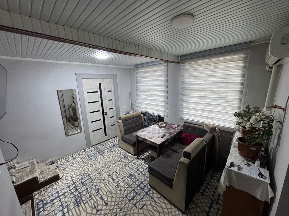 Uy hovli, Частный дом