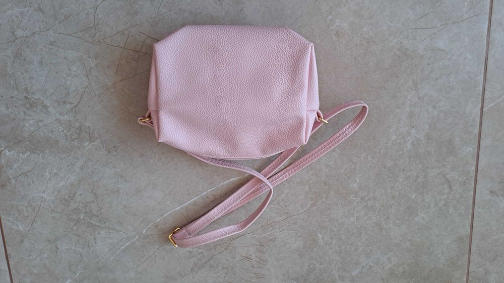 Детски чанти/ чантички/раници/ранички.