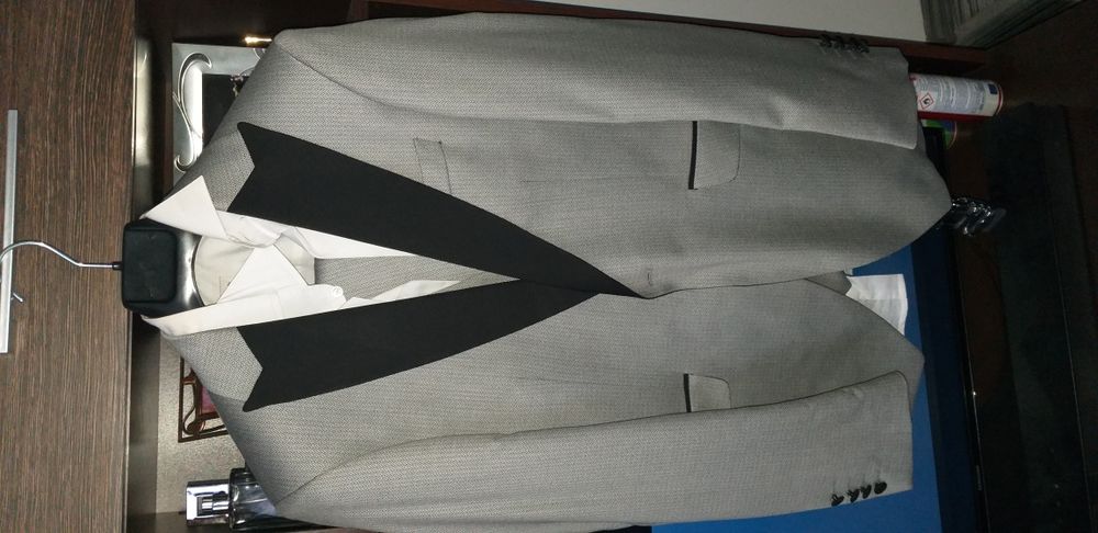 Costum mire de vanzare