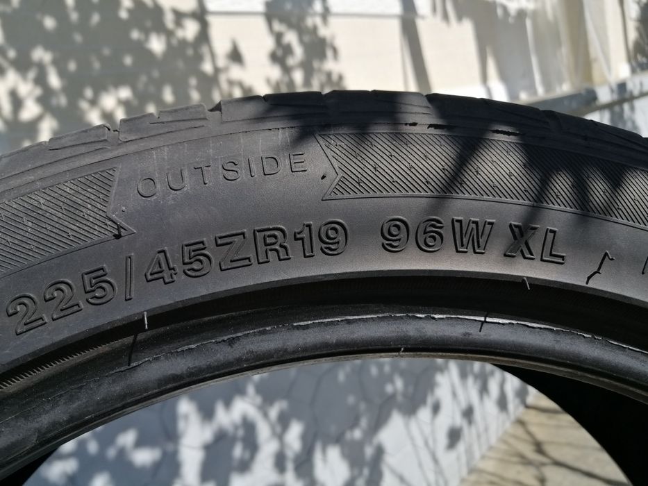 Vând cauciucuri de vară 225 45 19, Dot 2020, Kadjar