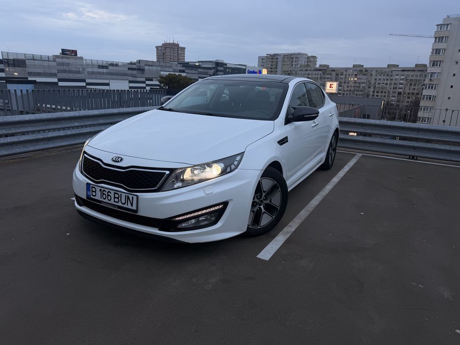 Kia Optima TF Hybrid | Full options