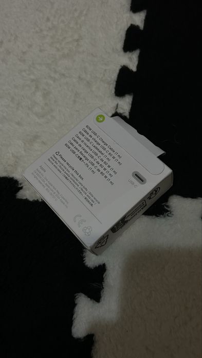 apple зарядни и кабели