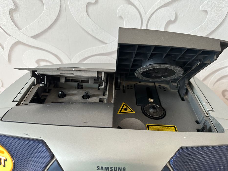 Магнитоло Samsung