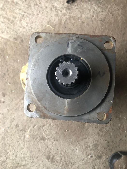 Насос на польский погрузчик!