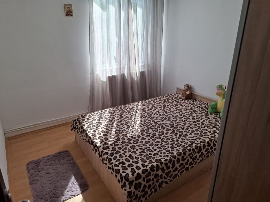 Închiriez apartament 3 camere hipodrom