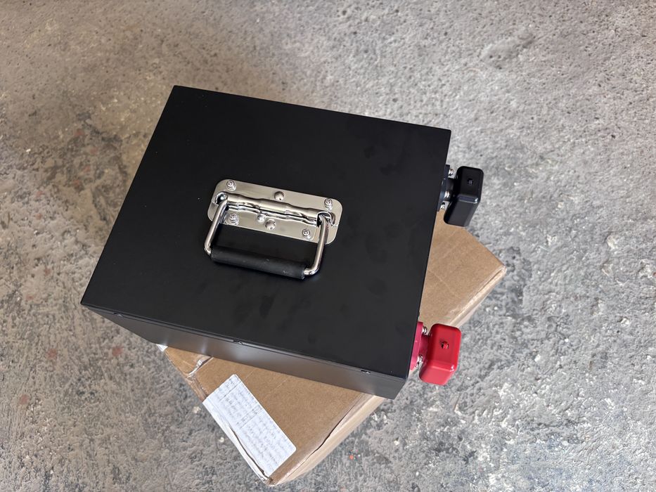 LiFePO4 литиева батерия 100Ah – 1280Wh Нова