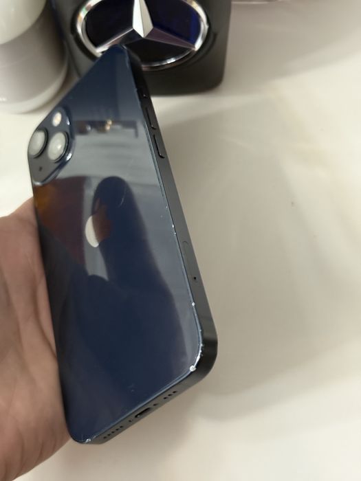 Продается iPhone 13