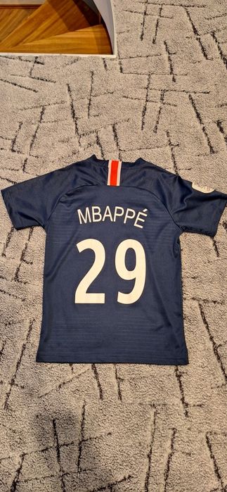 НАМАЛЕНИЕ!!! Футболни екипи, тениски и гащетки