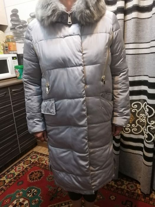 Зимняя куртка теплая