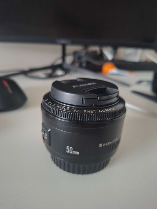 Canon EF 50mm f/1.8 II