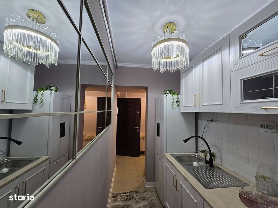 De vanzare apartament 2 camere, balcon,etaj intermediar,renovat,53500e