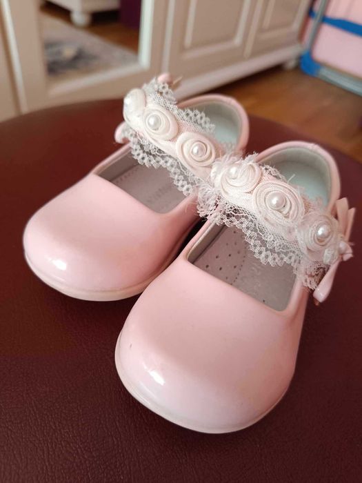 Pantofi de ocazie fetite roz pal marimea 21