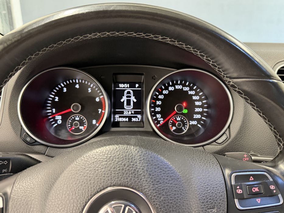 Golf 6  , 2012 cutie automata dsg 7 , 218.364 km, 1.2 benzina