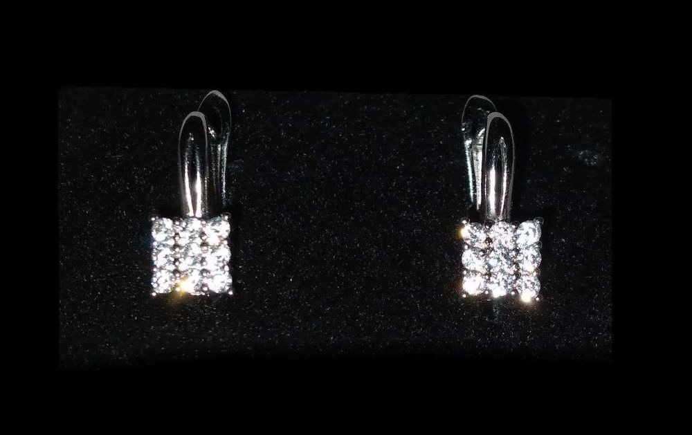 Продаются серьги