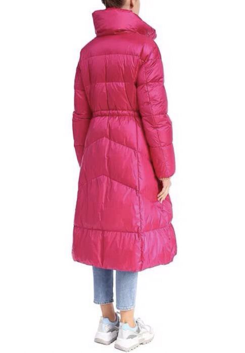 Дълго розово палто с пух Marc Cain