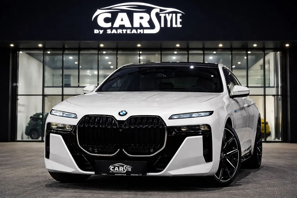 BMW Seria 7 111.000Eur+Tva / Varianta cu doate dotarile existente pe seria 7 G70