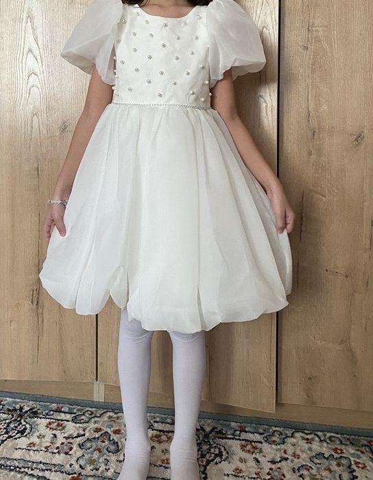 Нарядное платье для девочки