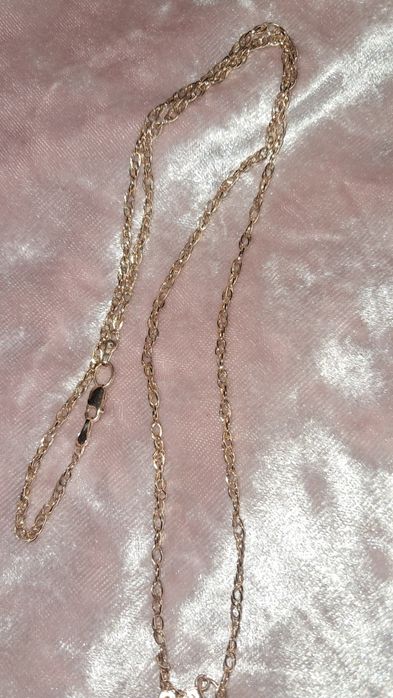 Продам золотую цепочку