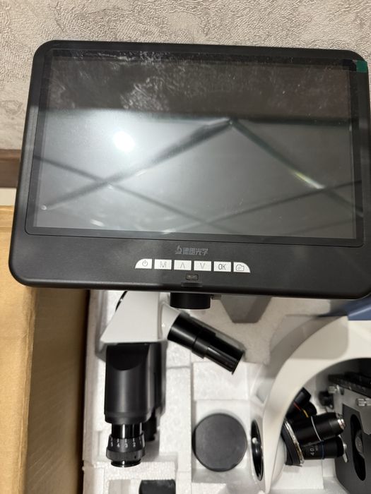 Микроскоп бинокулярный тринокуляр