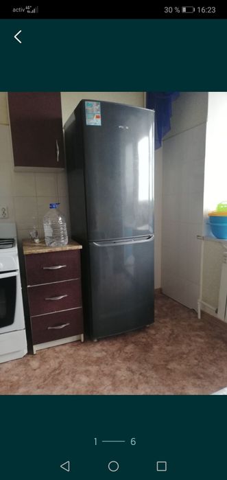 Срочно Продам холод и кух гарнитур 2 м. Самовывоз