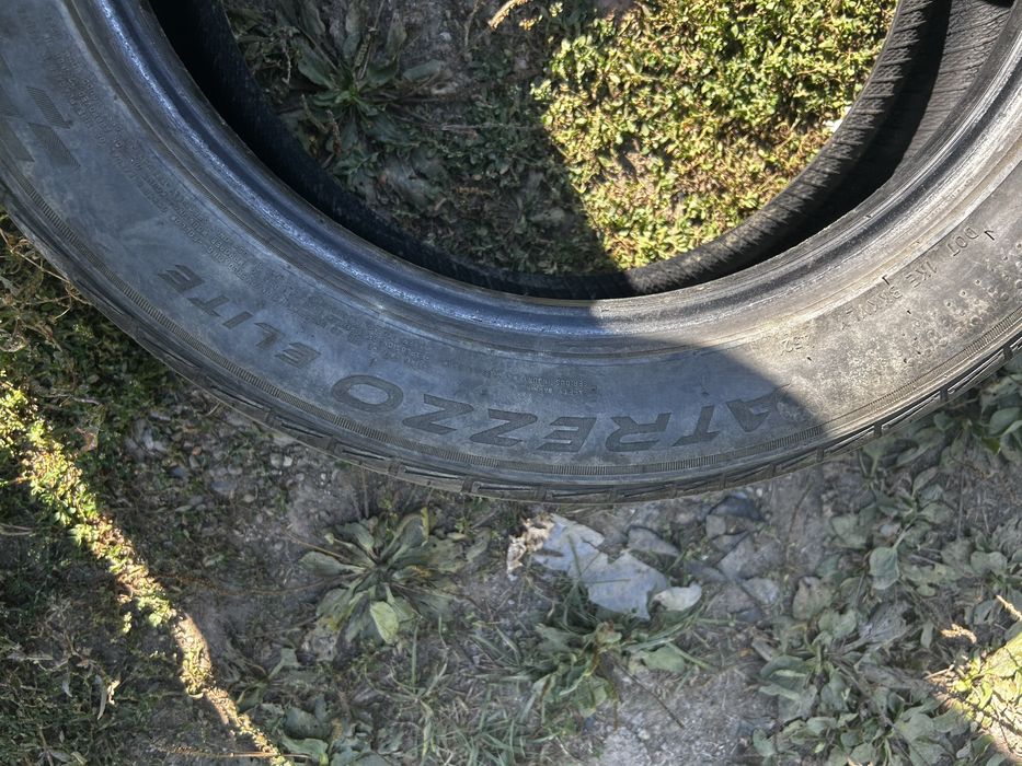 Продам резину 215/55/r17