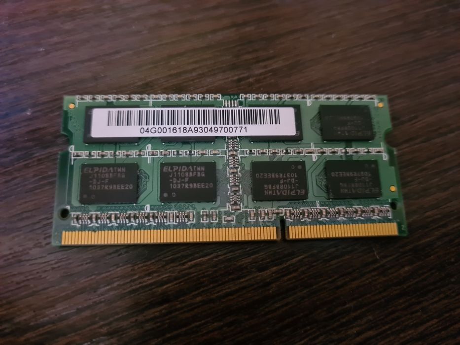 Memorie laptop 2 GB - DDR 3 - 1066 Mhz
