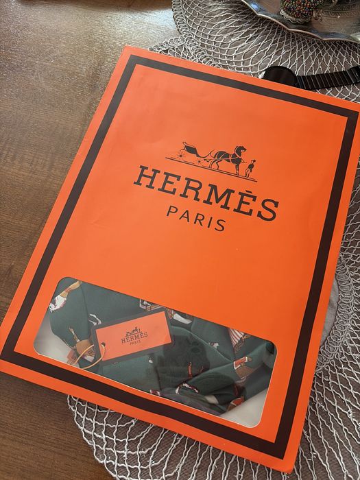 Esarfa din matase, Hermes.