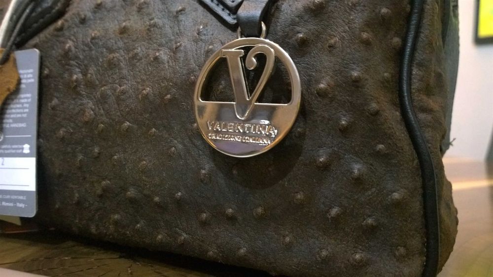 С Африканским ощущением  итальянская сумка от бренда Valentina