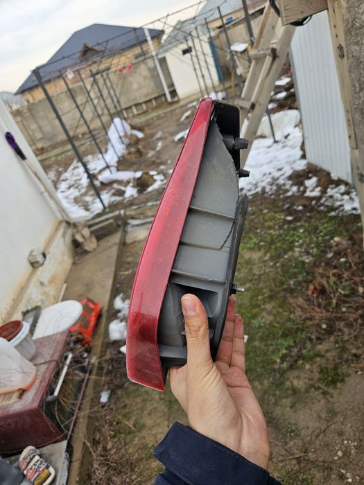 Задний стоп и фара Kia rio 3