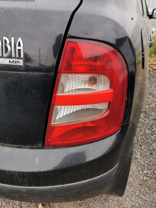 stop stanga dreapta skoda fabia