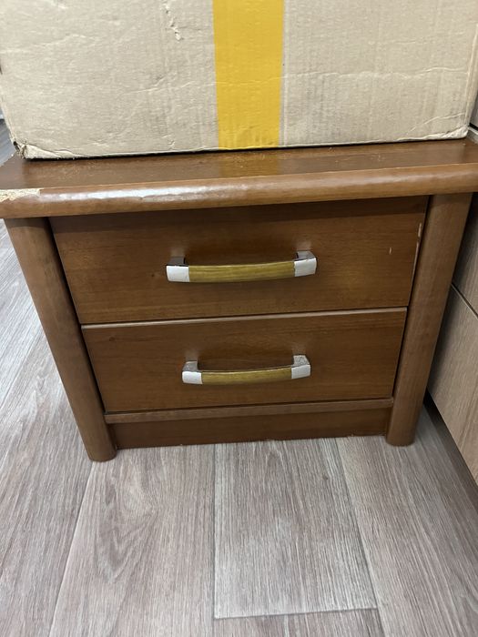 Тумбочки 2 штуки