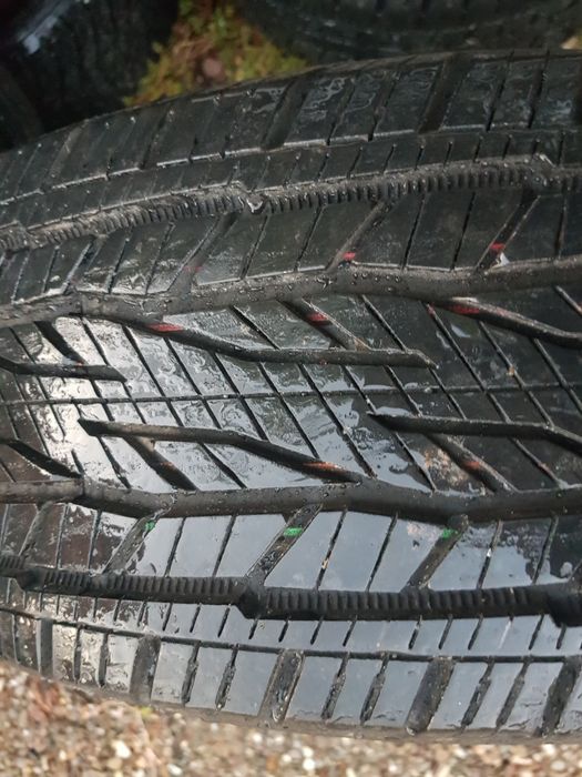 Jante nissan navara 6x114,3 pe 18 si anv.m+s continental 255/60r18