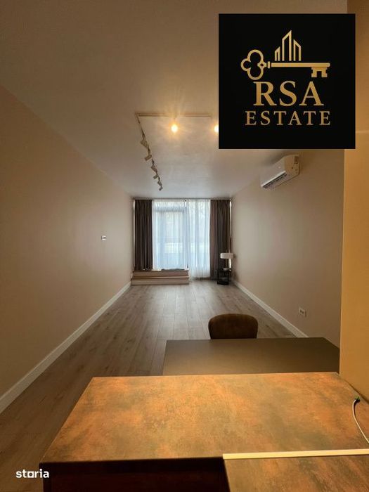 Apartament tip penthouse 2 camere, ultracentral,terasa 25mp-Ramnicu Va