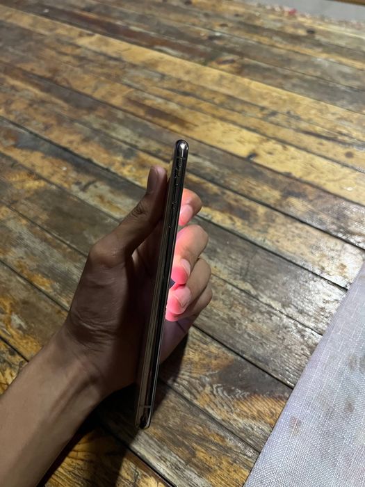 iphone xs max ideal