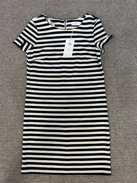 Продам новое платье