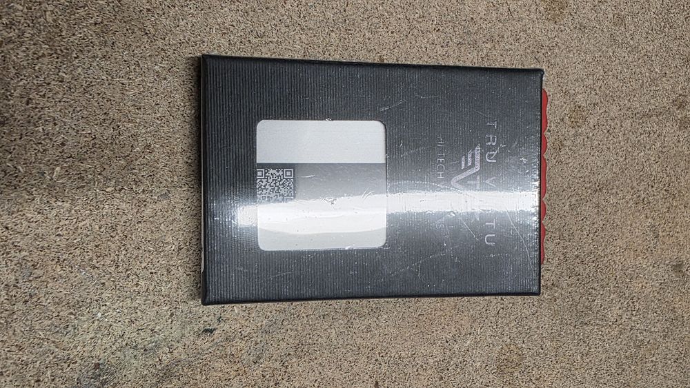 Tru Virtu Click & Slide Card Case Silver Arrow