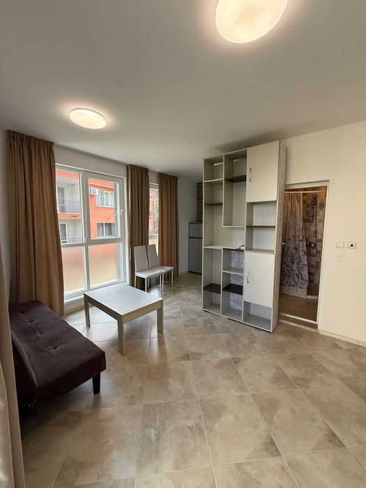 Студио в централна част на Обзор