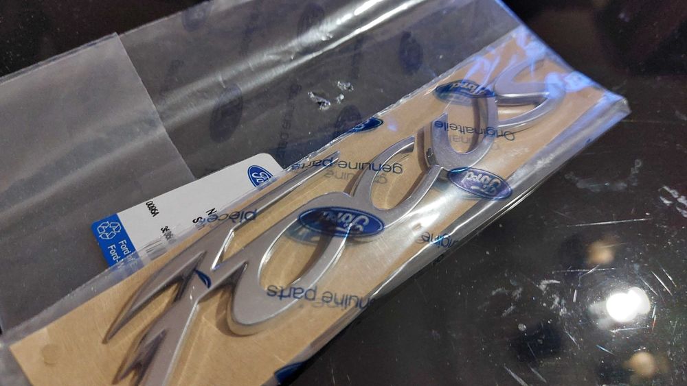 Емблема оригинална за форд фокус