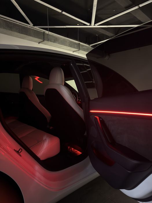 Tesla model 3 dual motor 4500 km yurgan toza