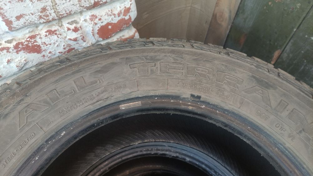 Резина летняя 235/70 R16 triangle