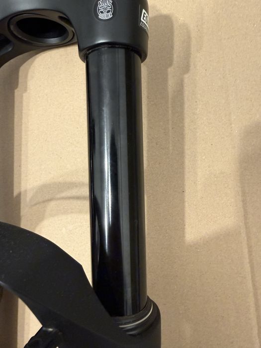 Furcă MTB SR Suntour ZERON36X BOOST EQ 29” – 160 mm
